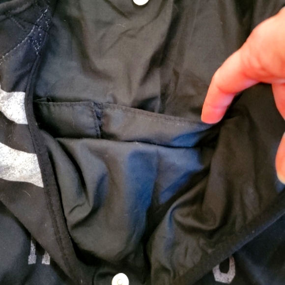 Harry Potter Hogwarts Hobo Bag - Picture 3 of 3